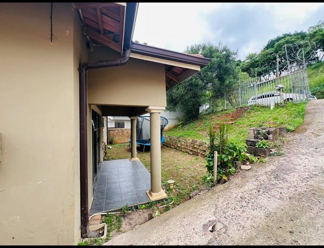 3 BEDROOM HOUSE FOR SALE IN CASTLEHILL